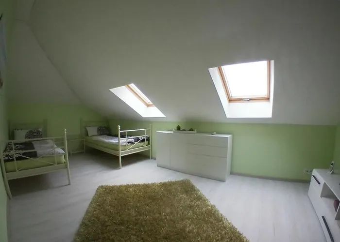 بيت للعطل Fichtenwalde, 160qm, 3sz, 2bd, Kueche, Vdsl بيليتس