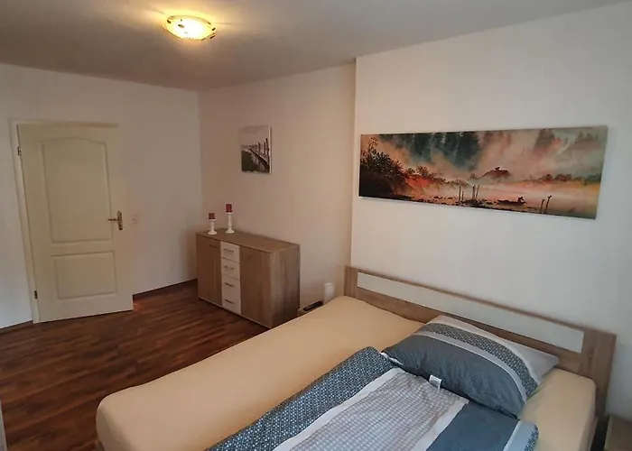 Fichtenwalde, 160qm, 3sz, 2bd, Kueche, Vdsl *